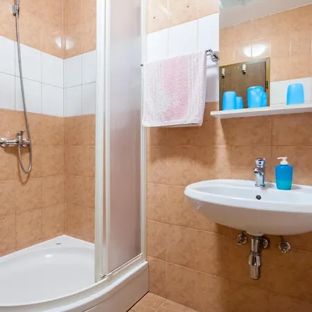 Fuer 4 Personen Ca 65 Qm In Njivice, Kvarner Bucht Krk Apartmán