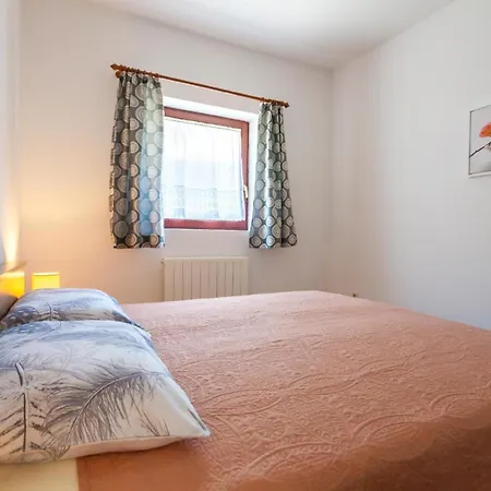 Apartmán Fuer 4 Personen Ca 65 Qm In Njivice, Kvarner Bucht Krk *